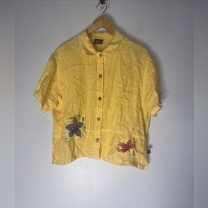 produce company Large Yellow Linen Short Sleeve Button Down‎ Painted Flowers